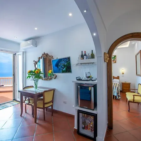 Briganti Seaview Terrace 2* Позітано