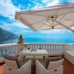 Bed and breakfast Briganti Exclusive Seaview Terrace 4*