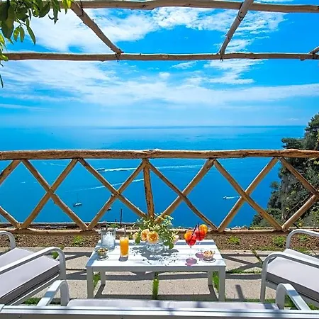 Briganti Bed & Breakfast 4*