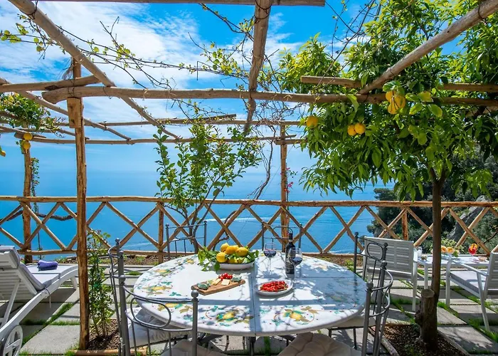 Briganti Seaview Terrace Panzió 4*