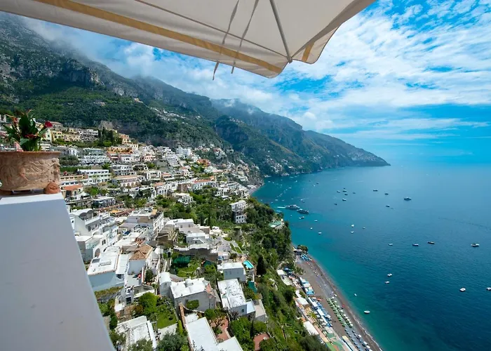 Briganti Seaview Terrace 4*