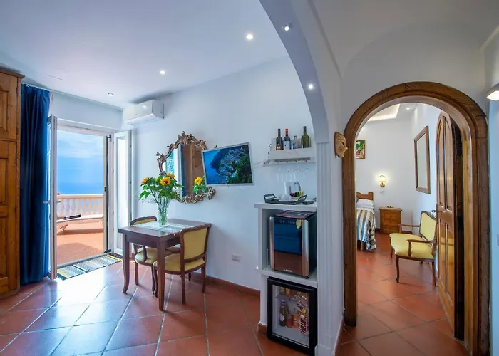 Briganti Seaview Terrace 4* Positano