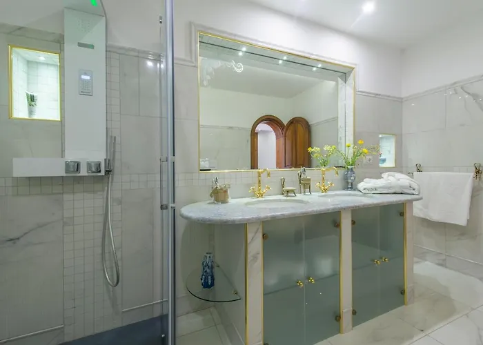 Briganti Exclusive Huge Seaview Terrace Bed & Breakfast Positano