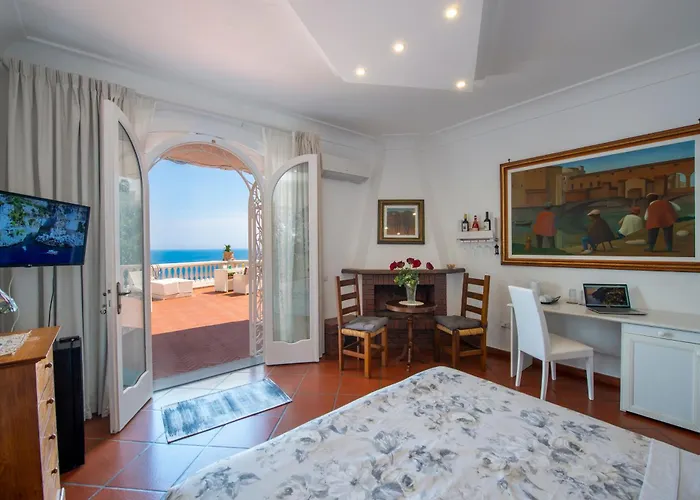 Briganti Exclusive Huge Seaview Terrace Bed & Breakfast Positano